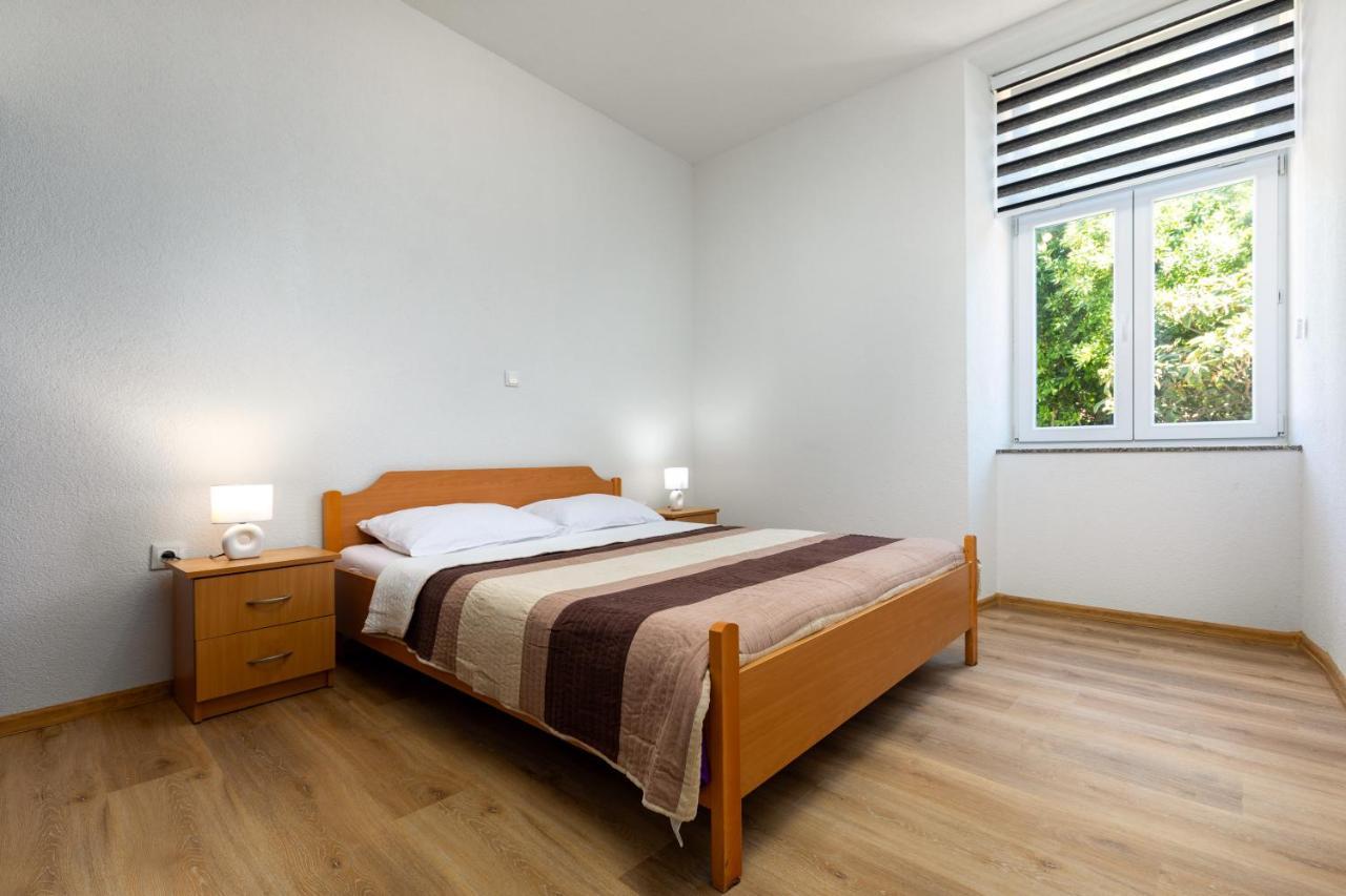 Top Central Apartments Pula Ngoại thất bức ảnh