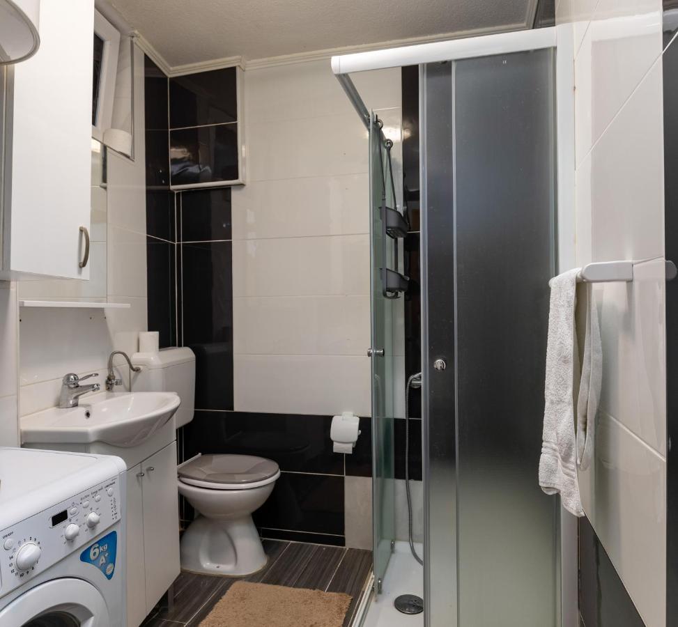 Top Central Apartments Pula Ngoại thất bức ảnh