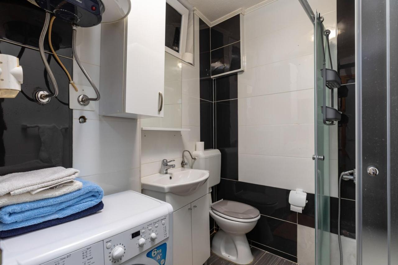 Top Central Apartments Pula Ngoại thất bức ảnh